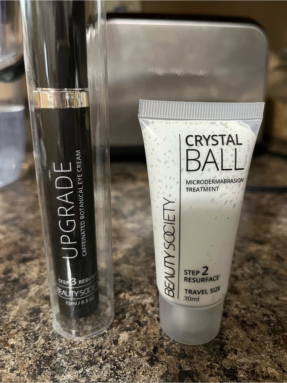 Crystal Ball Microdermabrasion Treatment & Upgrade Eye Cream - White & Black